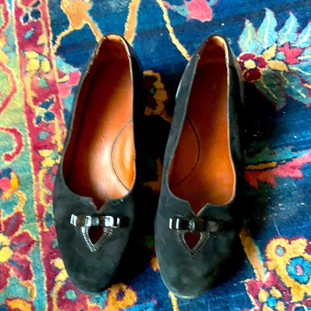 Beautiful suede slip one that pamper your feet